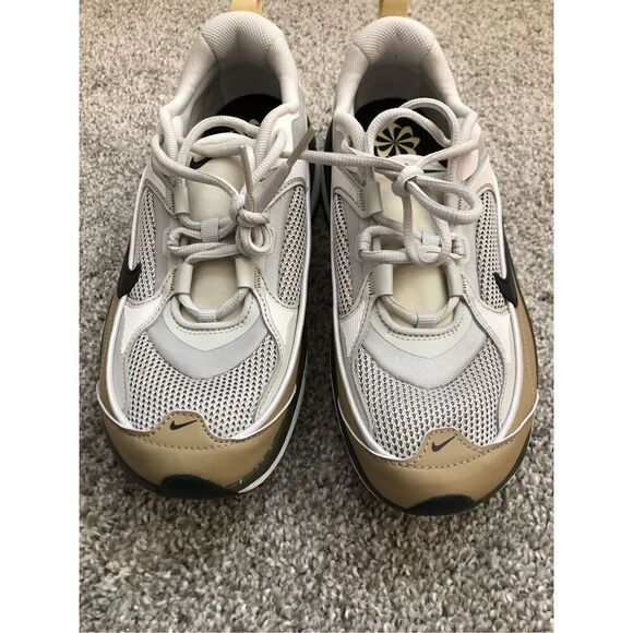 Nike Women’ Air Max Bliss Next Nature Size 9 - Picture 3 of 7